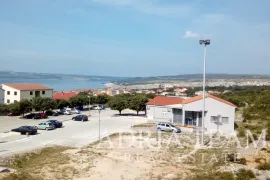 GRAĐEVINSKI TEREN SA ZAPOČETOM GRADNJOM, MASLENICA, Jasenice, Land