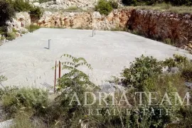 GRAĐEVINSKI TEREN SA ZAPOČETOM GRADNJOM, MASLENICA, Jasenice, Land