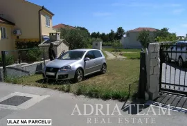 ZEMLJIŠTE - 2. RED DO MORA S IDEJNIM PROJEKTOM, ROGOZNICA, Rogoznica, Land