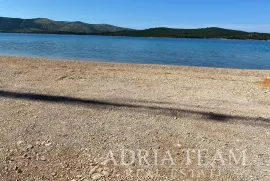 LUKSUZNI APARTMANI NA SAMOJ PLAŽI, Šibenik, Daire