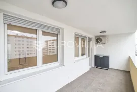 Zagreb, Lovinčićeva, prekrasan dvosoban stan NKP 60m2 + GPM, PRVI NAJAM, Zagreb, Appartamento