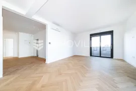 Zagreb Maksimir luksuzan penthouse sa 2 garaže 164 m2 NOVOGRADNJA, Zagreb, Apartamento