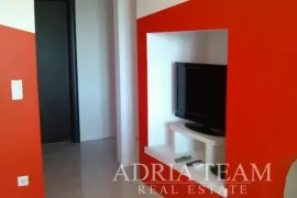 APARTMANSKA KUĆA S 7 APARTMANA, PRIVLAKA, Privlaka, Casa