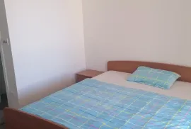 APARTMANSKA KUĆA S 3 APARTMANA, 120 M OD MORA, PETRČANE - ZADAR, Zadar - Okolica, Haus