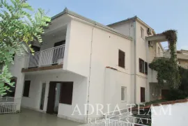 APARTMANSKA KUĆA, 150 M OD MORA, IZVRSNA POZICIJA!! SPLIT - SLATINE, Split, بيت