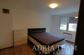 UREĐEN I KONFORAN TROSOBNI STAN - REMETINEC, ZAGREB, Zagreb, Flat