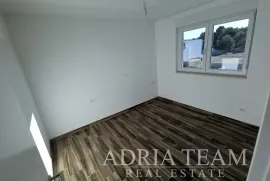 APARTMANI U NOVOGRADNJI, 200 M OD MORA, VIR - ZADAR, Vir, Appartement