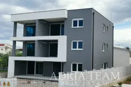 APARTMANI U NOVOGRADNJI, 200 M OD MORA, VIR - ZADAR, Vir, Appartement