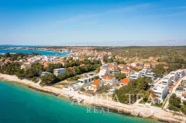 LUKSUZNA VILA S BAZENOM, 50 M OD MORA, PETRČANE - ZADAR, Zadar - Okolica, Дом