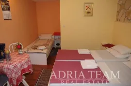 HOTEL 50 m OD MORA - POSEDARJE, Posedarje, Ticari emlak