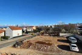 Otok Krk,Malinska,dvojna kuća u izgradnji,165 m2,pogled na more, Malinska-Dubašnica, Casa