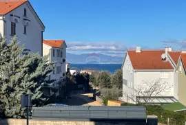 Otok Krk,Malinska,dvojna kuća u izgradnji,165 m2,pogled na more, Malinska-Dubašnica, Casa