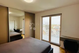 LUKSUZNI PENTHOUSE 110,36m2 AVENIJA DUBRAVA, PRODAJA, Zagreb, Apartamento