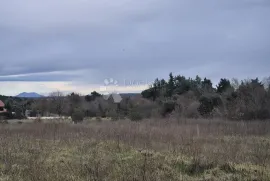 Zemljište s panoramskim pogledom na Učku, Ližnjan, Land