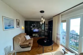 VOJAK dvosoban stan s pogledom na more, Rijeka, Apartamento