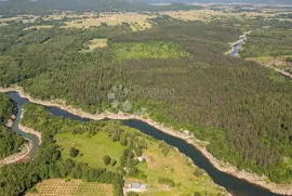 AGRO TURISTIČKI KOMPLEKS - KUĆE NA 2 RIJEKE  SENZACIJA !!!, Gospić - Okolica, Maison