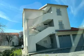 Etaža kuće u Povilama,Novi Vinodolski, Novi Vinodolski, Stan