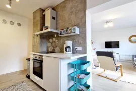 Komforan stan za udoban život + garaža, Pula, Appartment