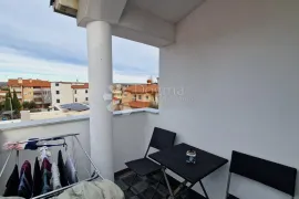 Prilika: 3 povezana apartmana u Štinjanu blizu mora, Pula, Appartement