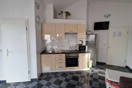 Prilika: 3 povezana apartmana u Štinjanu blizu mora, Pula, Appartement