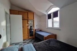 Prilika: 3 povezana apartmana u Štinjanu blizu mora, Pula, Appartement