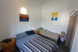 Prostrani jednosobni apartman u Štinjanu, Pula, Διαμέρισμα