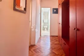 STAN NA FREKVENTNOJ LOKACIJI!, Pula, Appartement