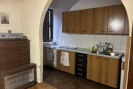 KASTAV SPINČIĆI-etaža  kuće s panoramskim pogledom na more 124.37m2, Kastav, Appartement