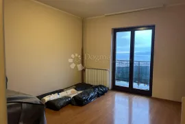 KASTAV SPINČIĆI-etaža  kuće s panoramskim pogledom na more 124.37m2, Kastav, Appartement