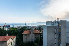 Rijeka, Bulevard, stan 2skl, balkon, najam, Rijeka, Διαμέρισμα