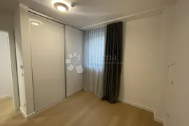 Stan za najam, centar, 93m2, 3S+DB, prizemlje, Zagreb, Daire