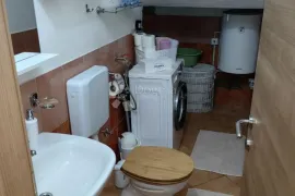 Odlican stan nadomak grada, Pula, Apartamento