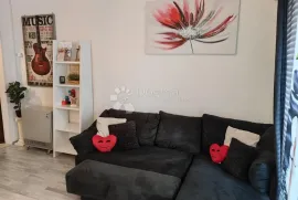 Odlican stan nadomak grada, Pula, Apartamento