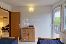 NAJAM - stan s okućnicom, 1.kat, 65 m2, Kavran, Marčana, Apartamento