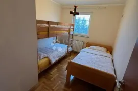 Adaptirana kuća u srcu Kostrene -  idealna za obiteljski život!, Kostrena, Famiglia