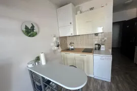 KARLOBAG DVOETAŽNI APARTMAN, Karlobag, Stan