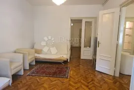 Trg Marka Marulića, 103 m2, 4. s, 1. kat, lift, Zagreb, Apartamento