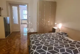 Trg Marka Marulića, 103 m2, 4. s, 1. kat, lift, Zagreb, Apartamento