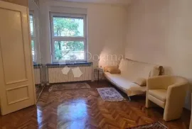 Trg Marka Marulića, 103 m2, 4. s, 1. kat, lift, Zagreb, Wohnung