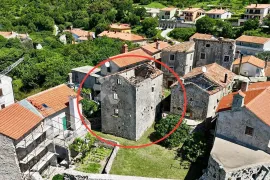 PRILIKA!!!! RIJETKOST U PONUDI!!! SAMOSTOJEĆA KUĆA SA POGLEDOM NA MORE U STAROGRADSKOJ JEZGRI, Kršan, Maison