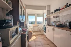 Stan 74m2 -Prilaz baruna Filipovića!!!- blizina svih sadržaja, Zagreb, Appartement