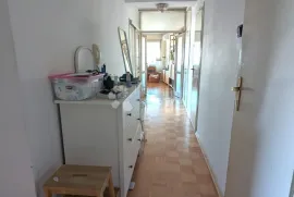 Stan 74m2 -Prilaz baruna Filipovića!!!- blizina svih sadržaja, Zagreb, Appartement