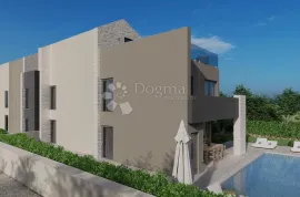 Vila 500m od mora s okućnicom (967m2)) nadomak centra grada, Poreč, Haus