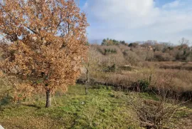 GRAĐEVINSKO ZEMLJIŠTE NADOMAK GRADA LABINA, MIRNA LOKACIJA, Labin, Terra