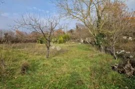 OBITELJSKA KUĆA SA 2 STANA I BAZENOM, okolica Labina, Labin, Σπίτι