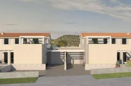 Modern Semi-Detached House in Istria with Stunning Views (Right), Umag, Дом