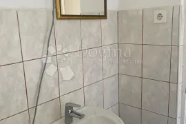 Renovirana kuća s panoramskim pogledom na Ivančicu, Ivanec, Casa