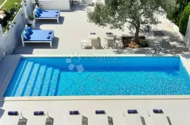 ZADAR BORIK LUXUZNA STAMBENA ZGRADA U FUNKCIJI HOTELA, Zadar, العقارات التجارية