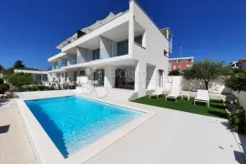 ZADAR BORIK LUXUZNA STAMBENA ZGRADA U FUNKCIJI HOTELA, Zadar, العقارات التجارية