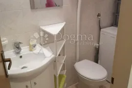 Dvosoban stan odmah useljiv na Rešetraima!, Kastav, Apartamento